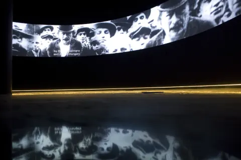 Wystawa główna Muzeum II Wojny Światowej w Gdańsku